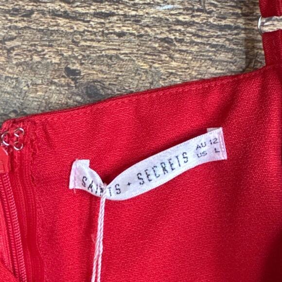 Saints + Secrets Frilled To Meet You Mini Dress Sleeveless Red SZ Large NWT - Picture 8 of 11